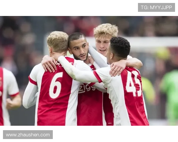 西汉姆球迷抗议球队近期表现持续低迷