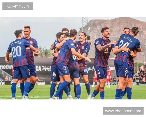 瓦伦西亚管理层决策争议：对球队表现与稳定性的影响